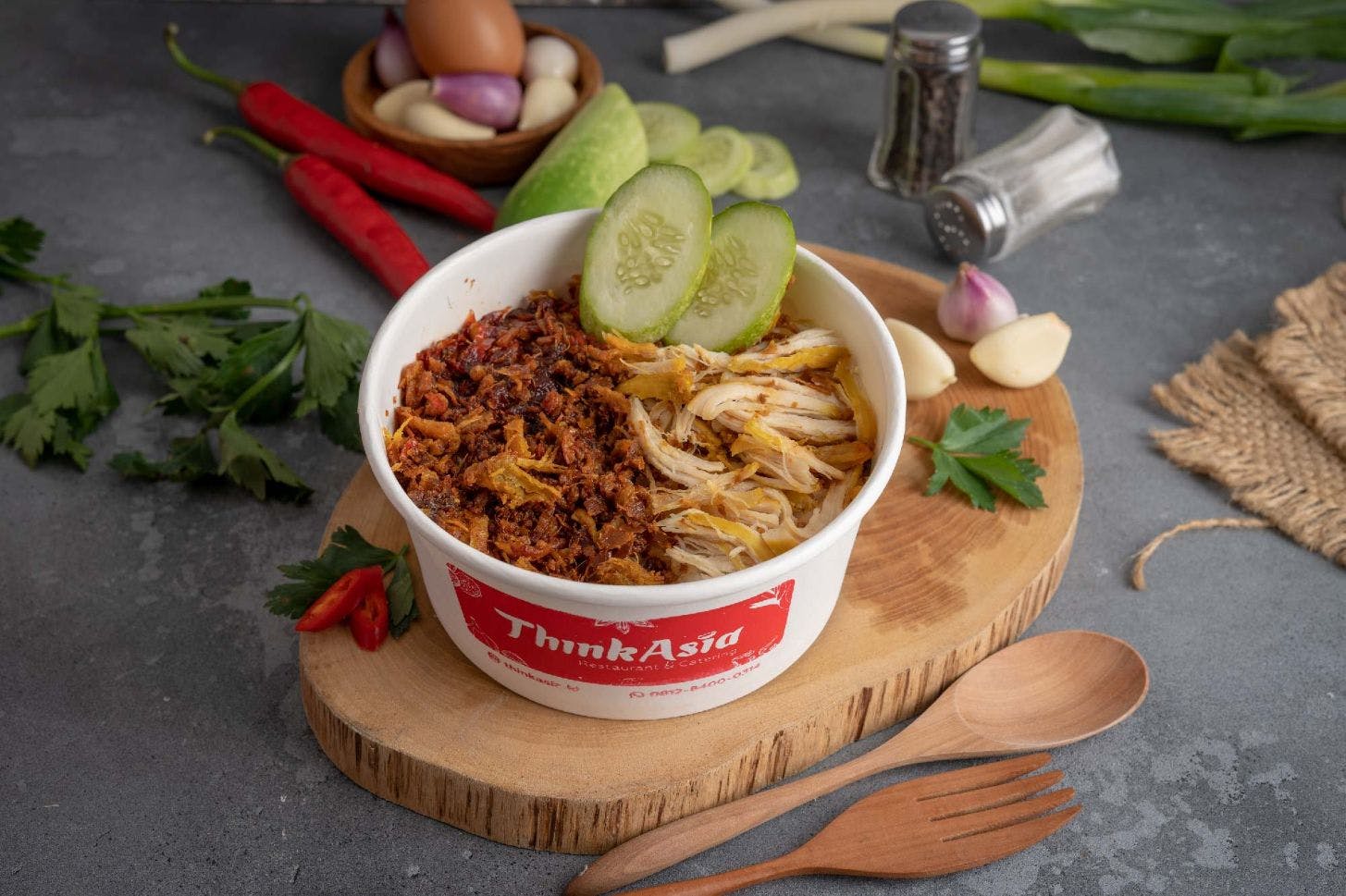 Kulina Catering Harian Jakarta Ayam Suwir Serundeng Rice Bowl